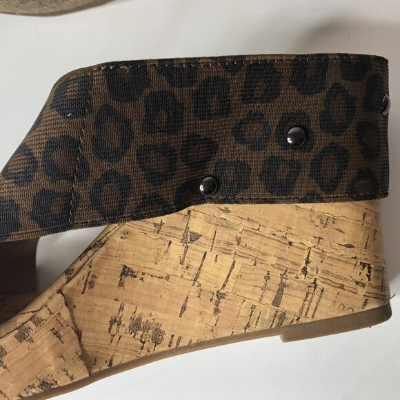 Maurices Womens Wedge Platform Heels Size 9 Rumor Slide Cork Animal Print Studs - Picture 9 of 12